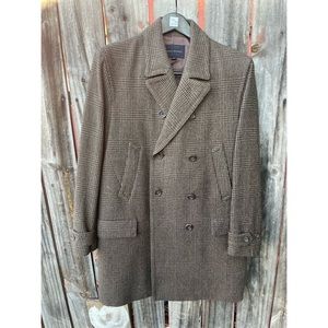 Banana Republic Men’s wool Coat, size Large
